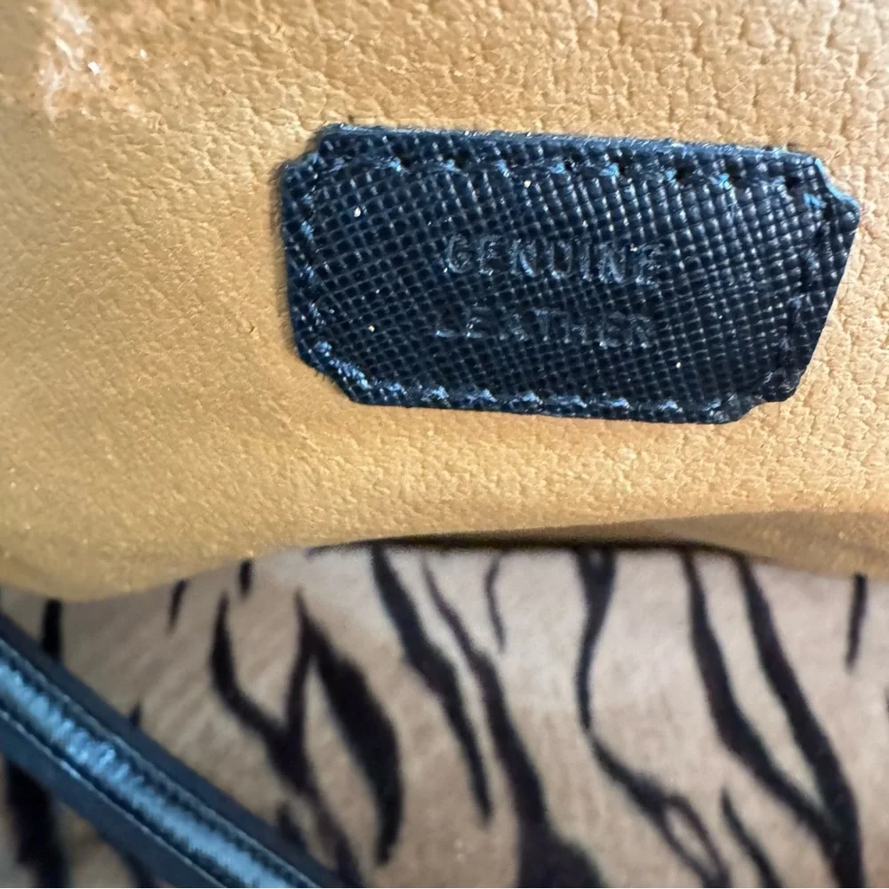 Cece Cord Couture Leather Doggy Duffle RARE! - Picture 7 of 16